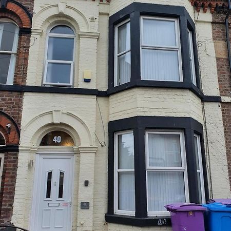 12 Person 6 Bedroom Self Catering House 利物浦 外观 照片